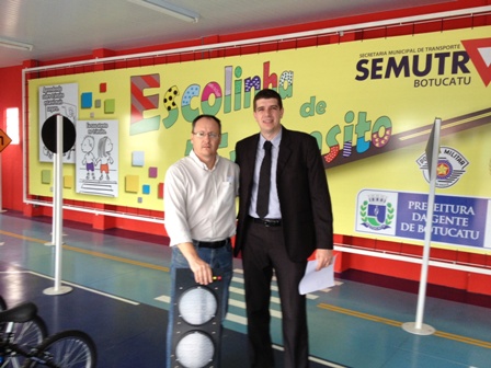Izaias Colino visita Semutran